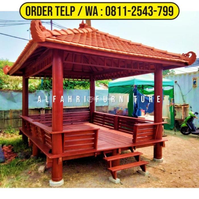 Gazebo bata hebel dengan atap alang-alang